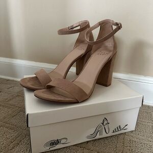 a. new. day Block Heel